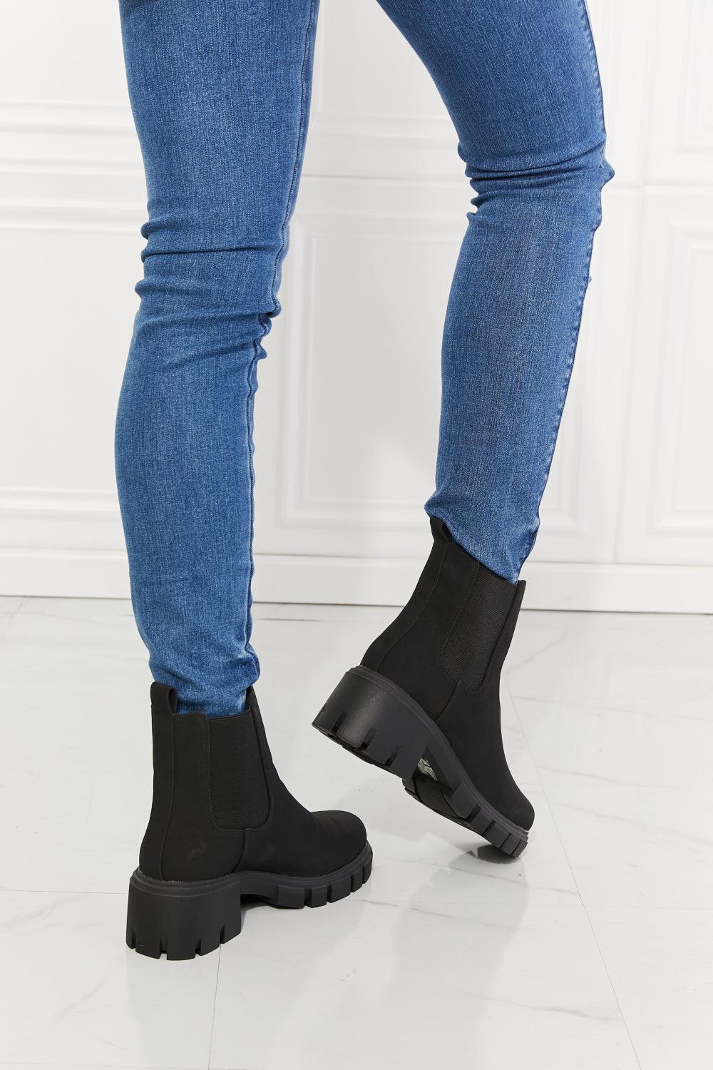 Matte Lug Sole Chelsea Boots in Black-Melody, Ship from USA-Black-6-[option4]-[option5]-[option6]-Womens-USA-Clothing-Boutique-Shop-Online-Clothes Minded