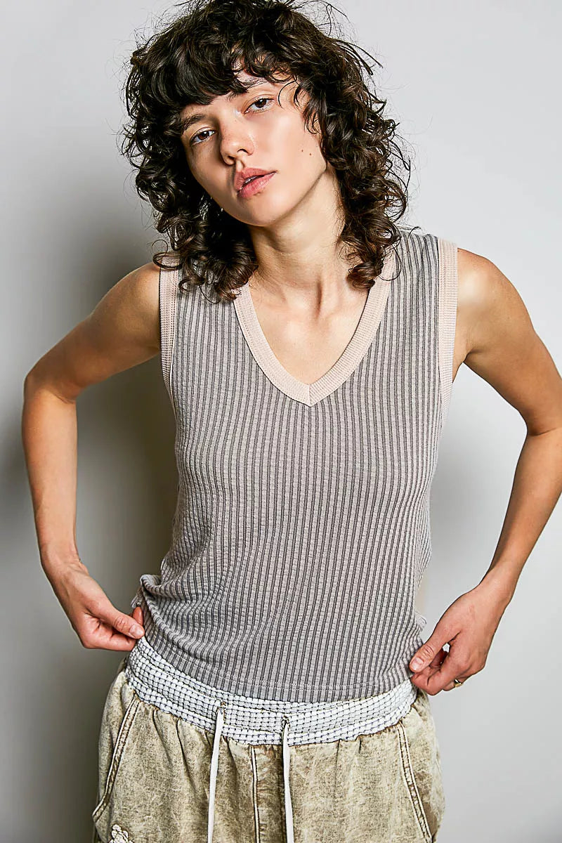 LIGHT GREY